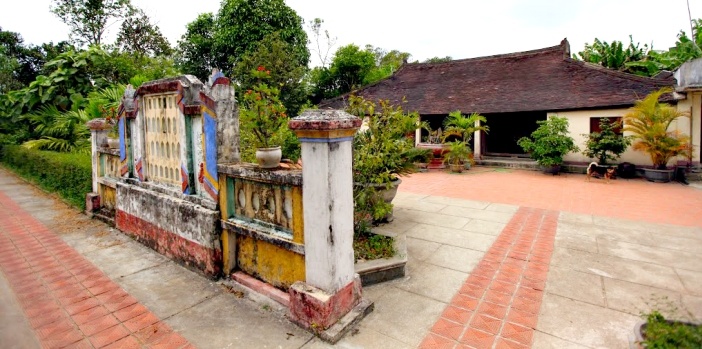 201861821446-hue-biking-tour-to-phuoc-tich-ancient-village 201861821446-hue-biking-tour-to-phuoc-tich-ancient-village