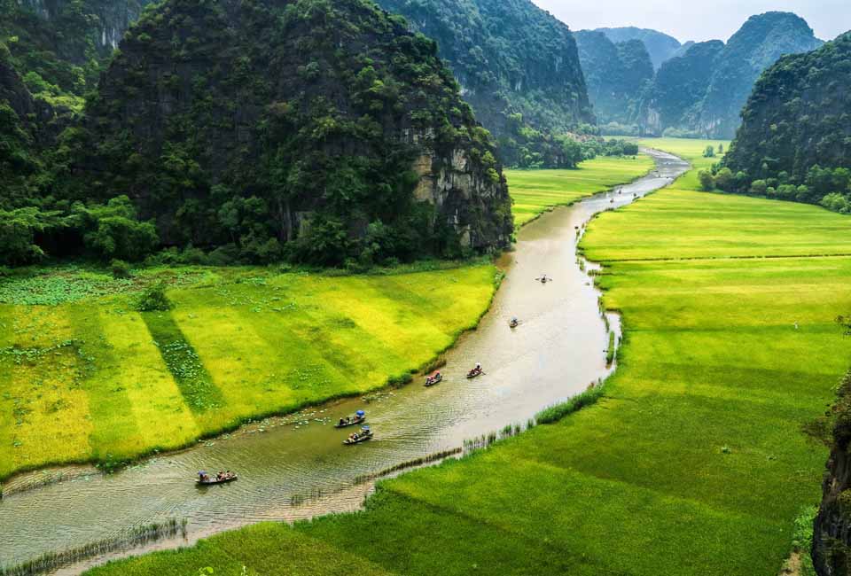 20197315047-beautifulcruisingalongtamcoc 20197315047-beautifulcruisingalongtamcoc