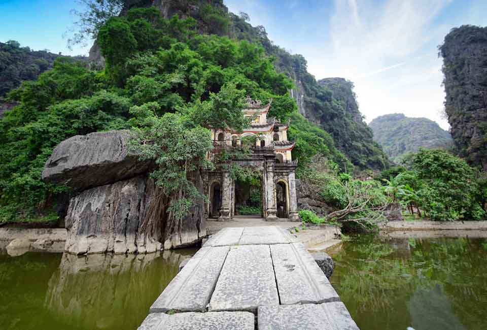 Bich Dong Pagoda in Ninh Binh, Vietnam Bich Dong Pagoda in Ninh Binh, Vietnam